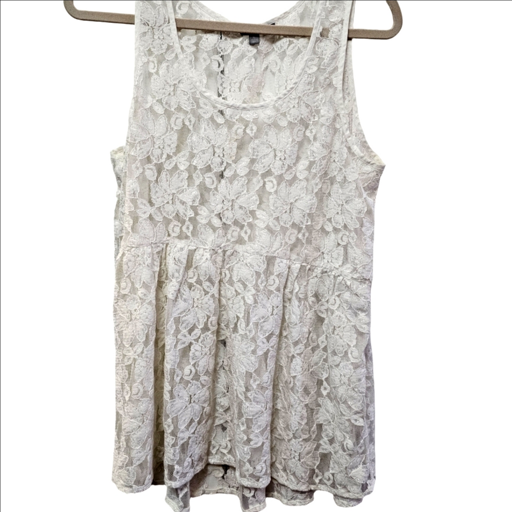 All Lace Sleeveless Cream Tunic